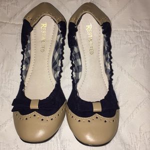 CUTE FLATS!